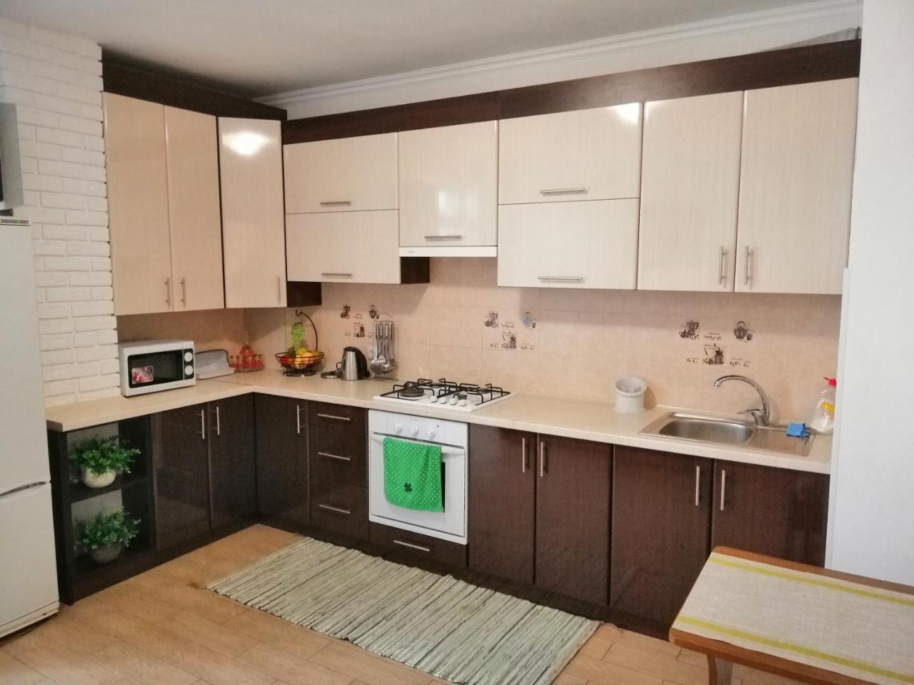 Вулиця Дрогобицька 10В Truskavets Exteriör bild
